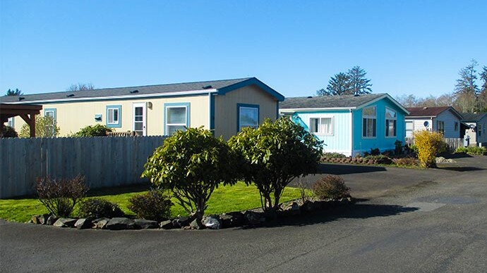 Three mobile homes in the park